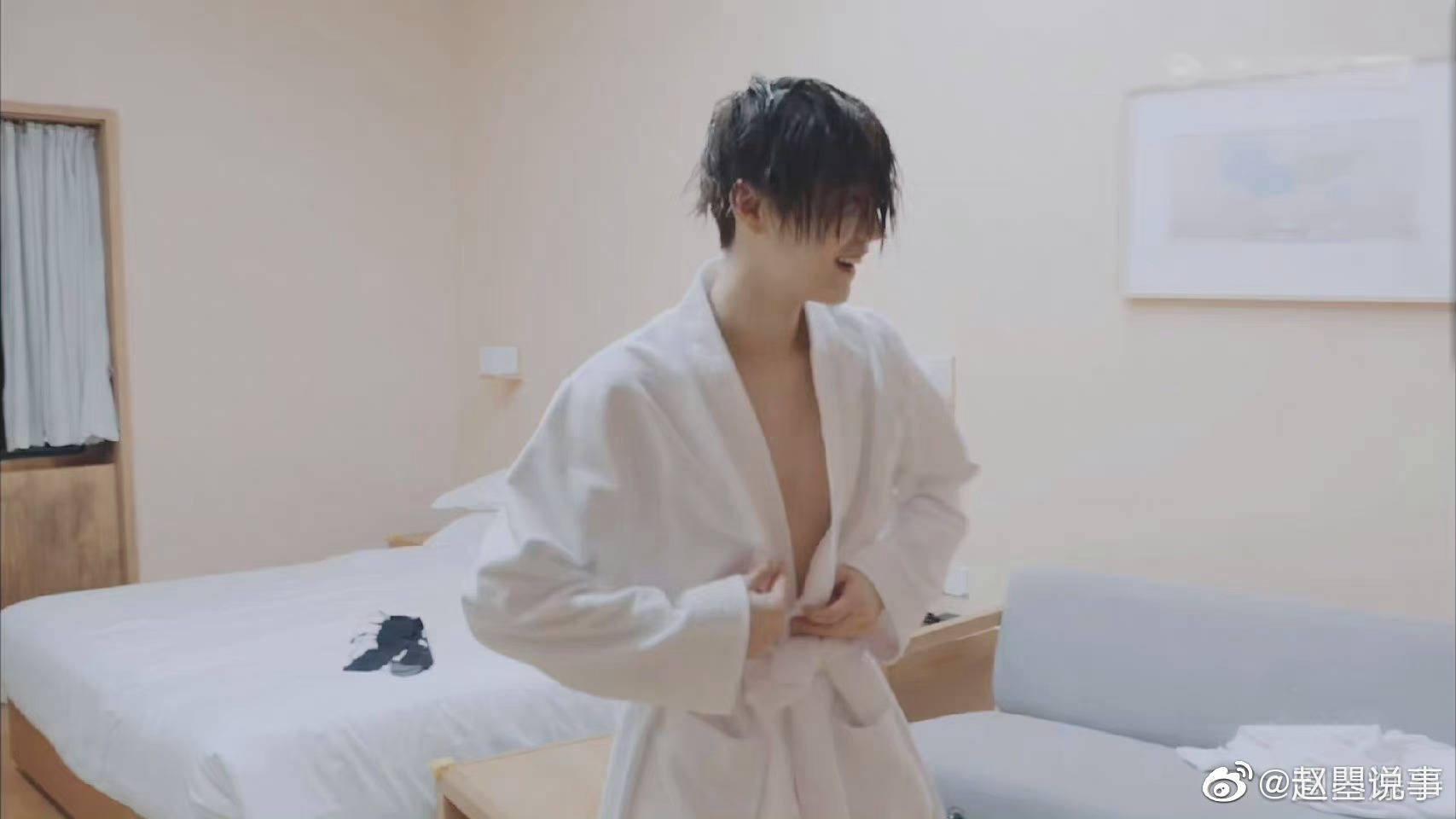 哈哈,大帅哥鹿晗这个运气也是没谁了,五哈爆笑选卧室