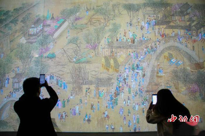 广西南宁商场举办《清明上河图》科技艺术沉浸特展