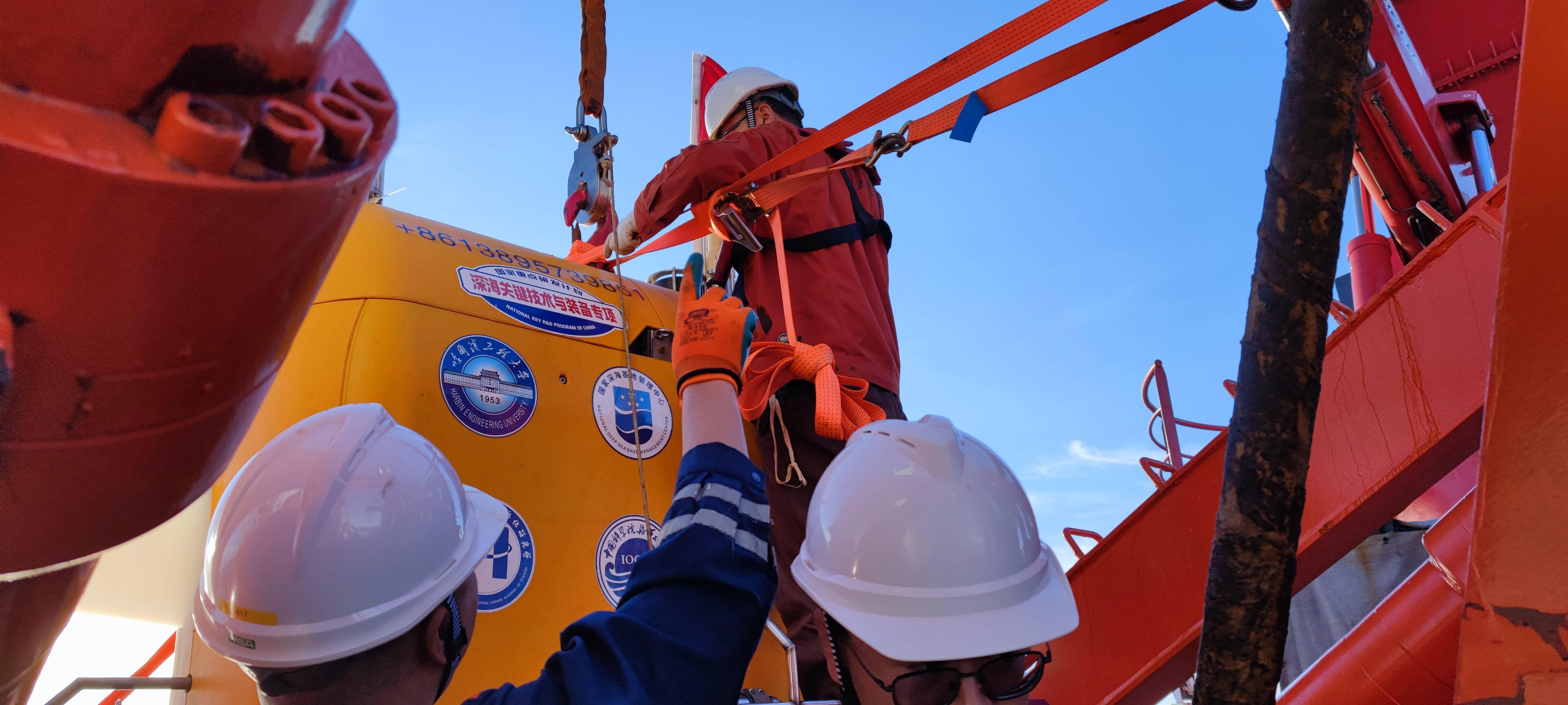 10896米！“悟空号”再创潜深纪录