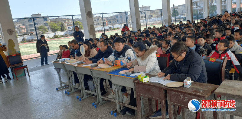 经典|武冈市龙溪镇塘田明德小学举行诵读经典比赛活动