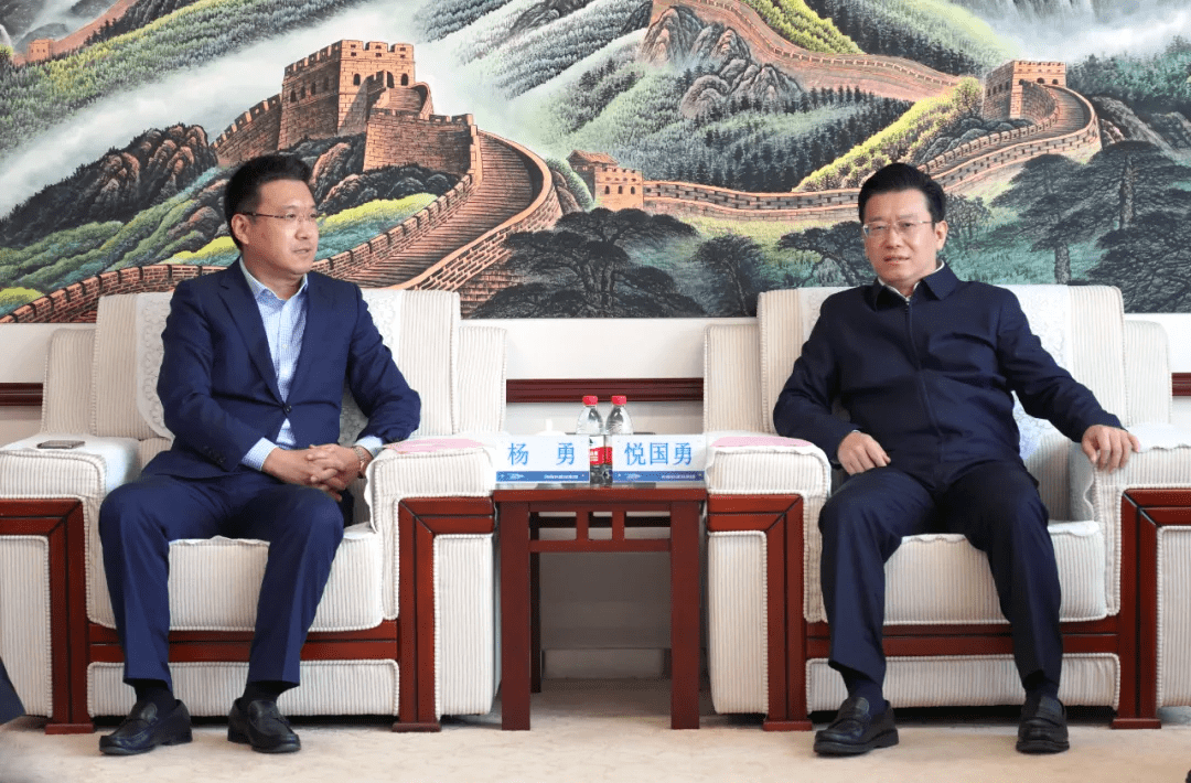 河南铁建投董事长会见交行河南省分行行长就铁路产业基金合作等进行