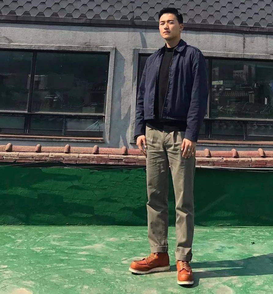 三十岁以上男生头像 bab1bdfd51814d2f9fbf31f775138c3b.jpeg