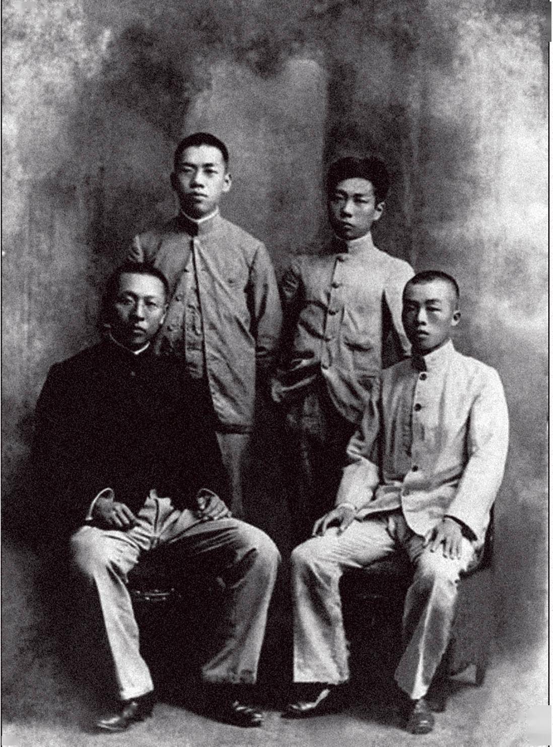 鲁迅的朋友圈_寿镜吾_许寿裳_周伯宜