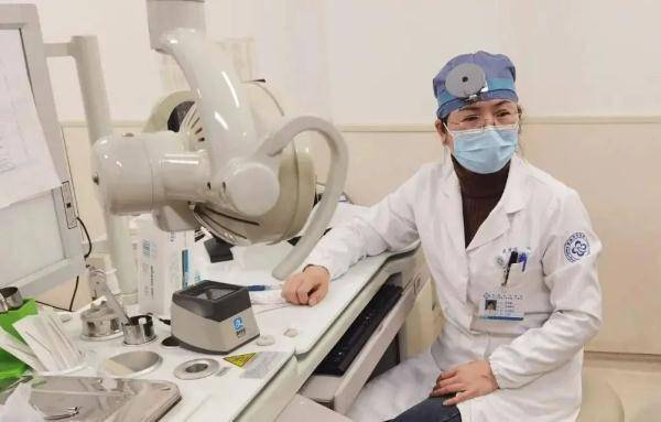 海报|这组海报刷屏了！背后的故事更戳心