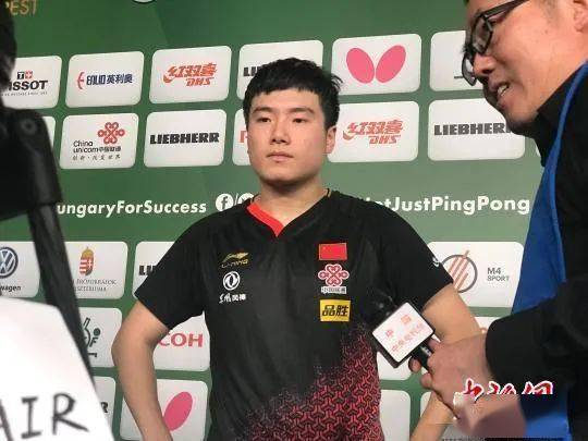 种族主义|他用胜利回击种族歧视，赢下比赛后亲吻五星红旗！
