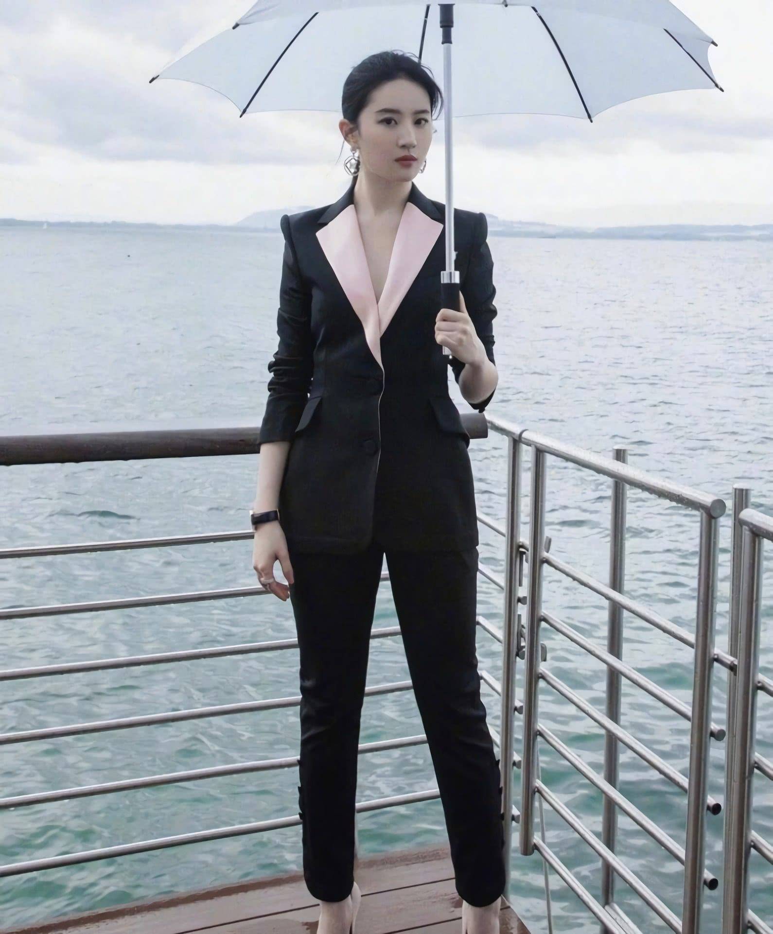 西装_羊毛_西服