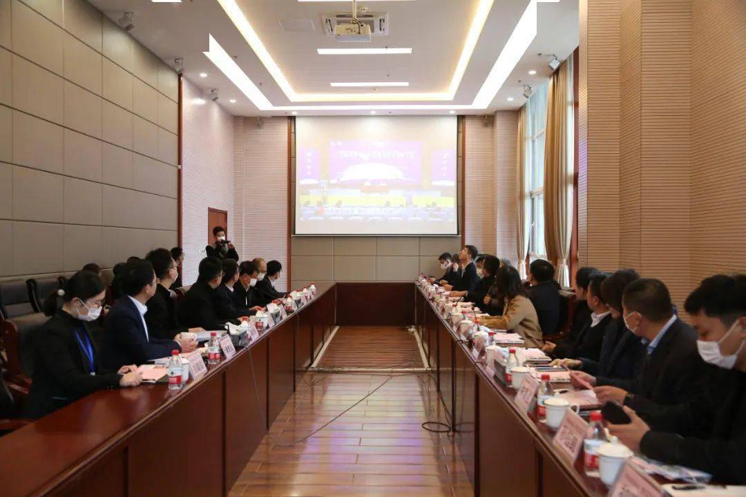 团省委副书记盛夏一行来威调研