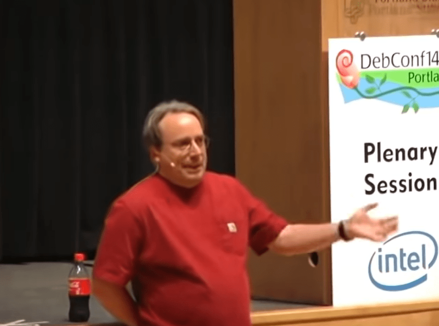 Linus 吐槽桌面版 Linux 发行版：乱改核心，造成应用程序不兼容