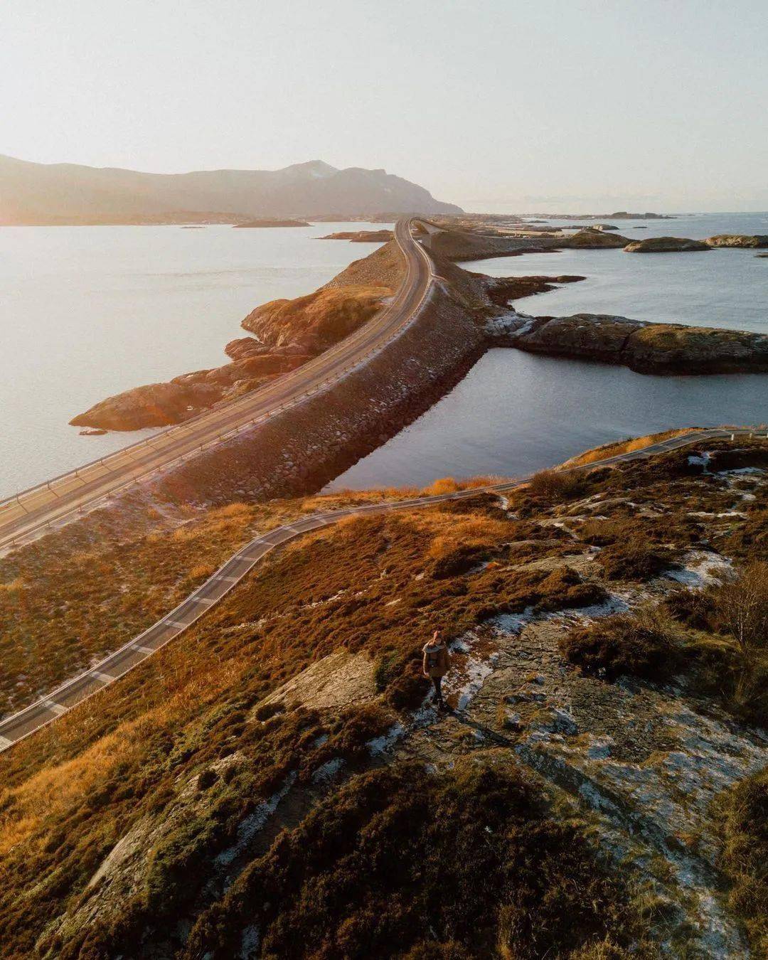大西洋海滨公路atlantic ocean road位于挪威默勒