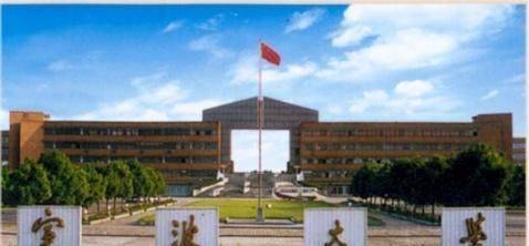 最有名的大学是什么大学 e3b7793a4f30408eaff8c32808249333.jpeg