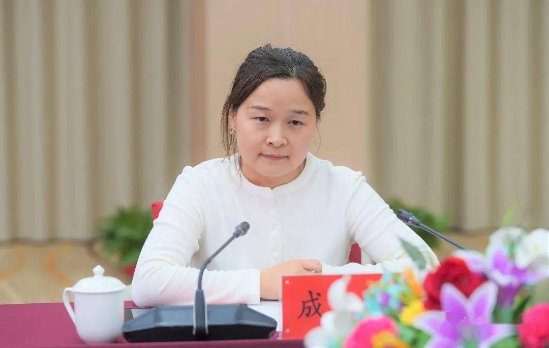 肃州区与江苏德春电力科技股份有限公司举行项目座谈会