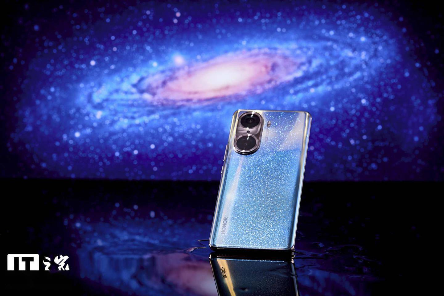 荣耀 60 Pro 首发评测：美学基因浓厚，影像体验进阶