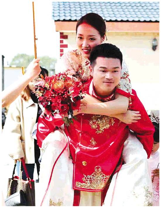石智勇回乡成亲了_陈晓旦_举重_婚礼