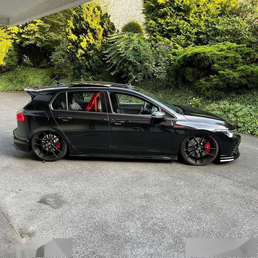 用一身竞技改件来玩姿态的8代高尔夫gti这操作你们看得懂吗