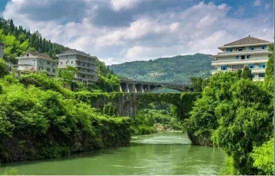 最美潇湘文化阵地娄底市新化县吉庆镇油溪桥村打造最美只为更美