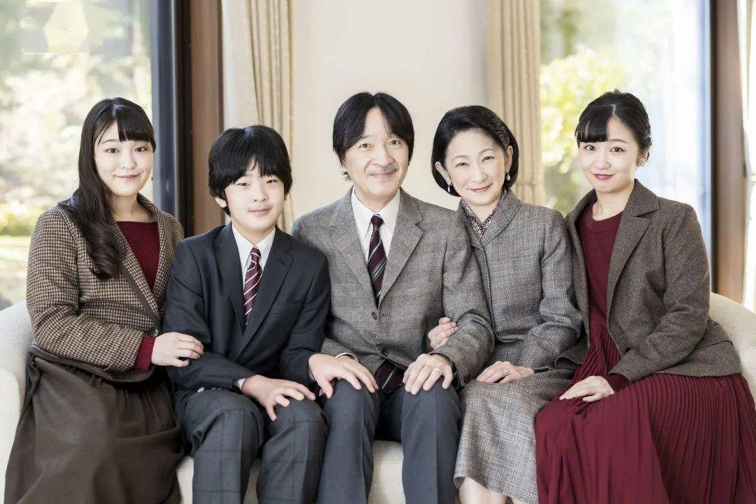 面临中考 悠仁亲王放弃高升学率高中的原因是 附属 大学 研究