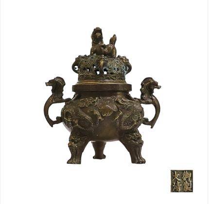大清御制铜兽钮双龙戏珠纹熏炉精品赏析_香料_中国_雕刻