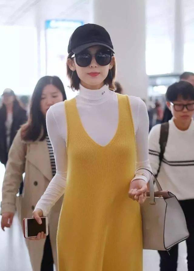 毛衣 果然,大圆脸就是要这样穿「烟管领」才好看!