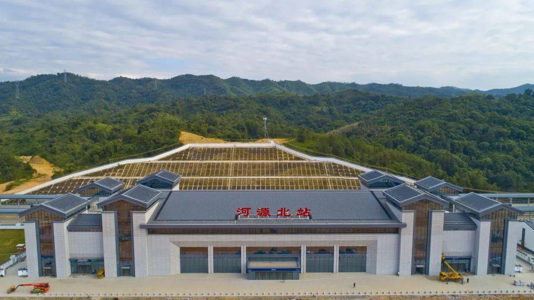 国铁集团副总经理李文新添乘检查赣深铁路河源东站龙川西站