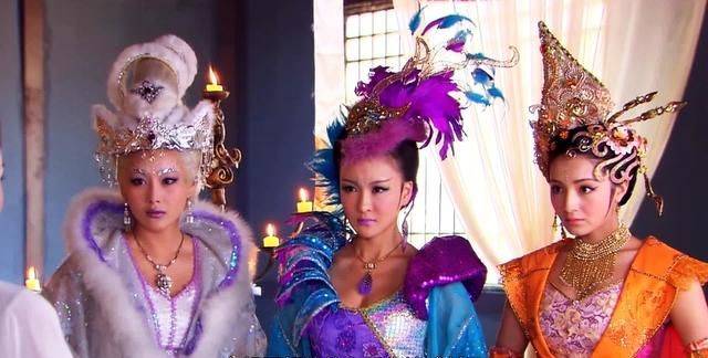 轩辕坟三妖之间的博弈,九头雉鸡精满腹怨言,苏妲己只能稍作妥协