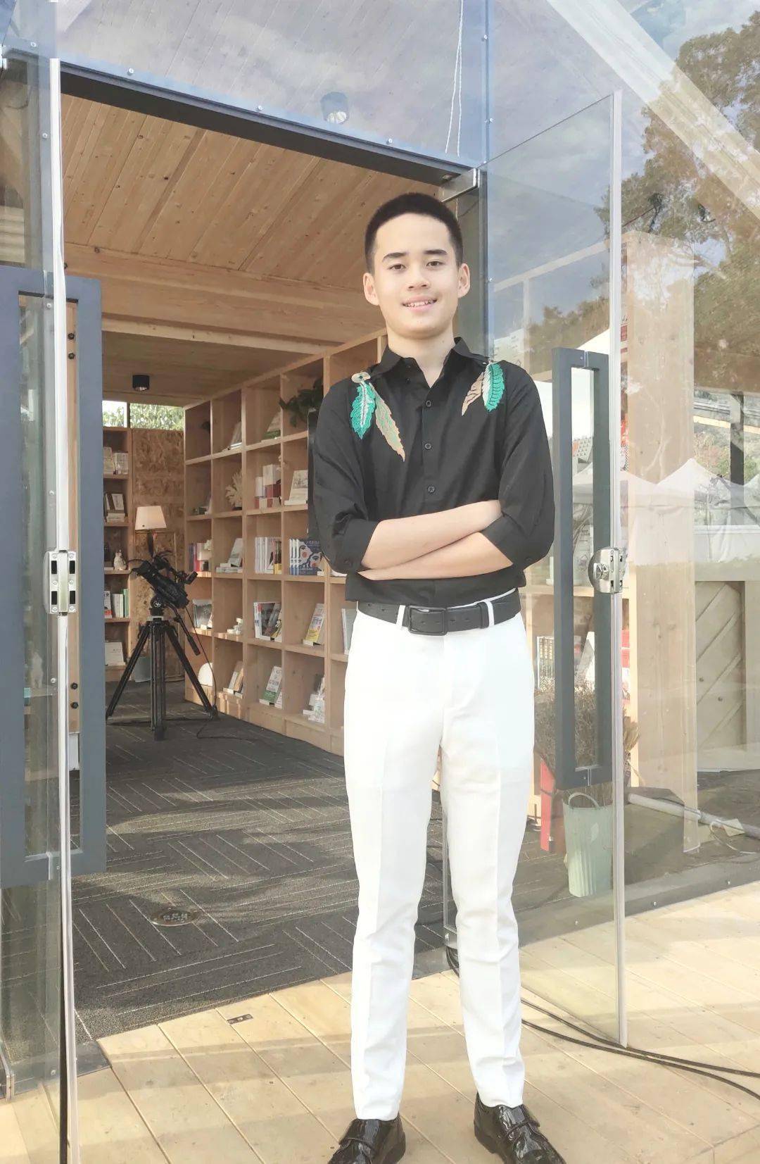 位同学在征文比赛中获奖,黄梓娴,杨宗麒两位同学分别获省级演讲一等奖