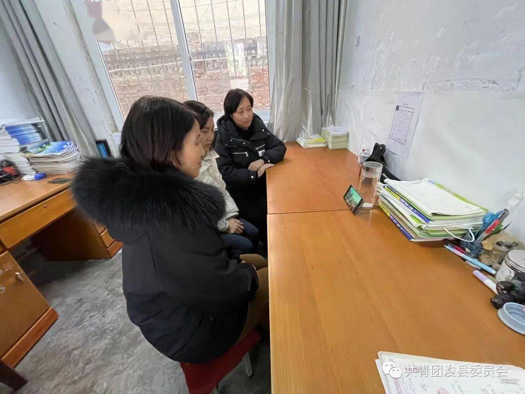 浚县卫贤一中开展"苗苗会学习"主题团日浚县小河镇党委领导带头组织