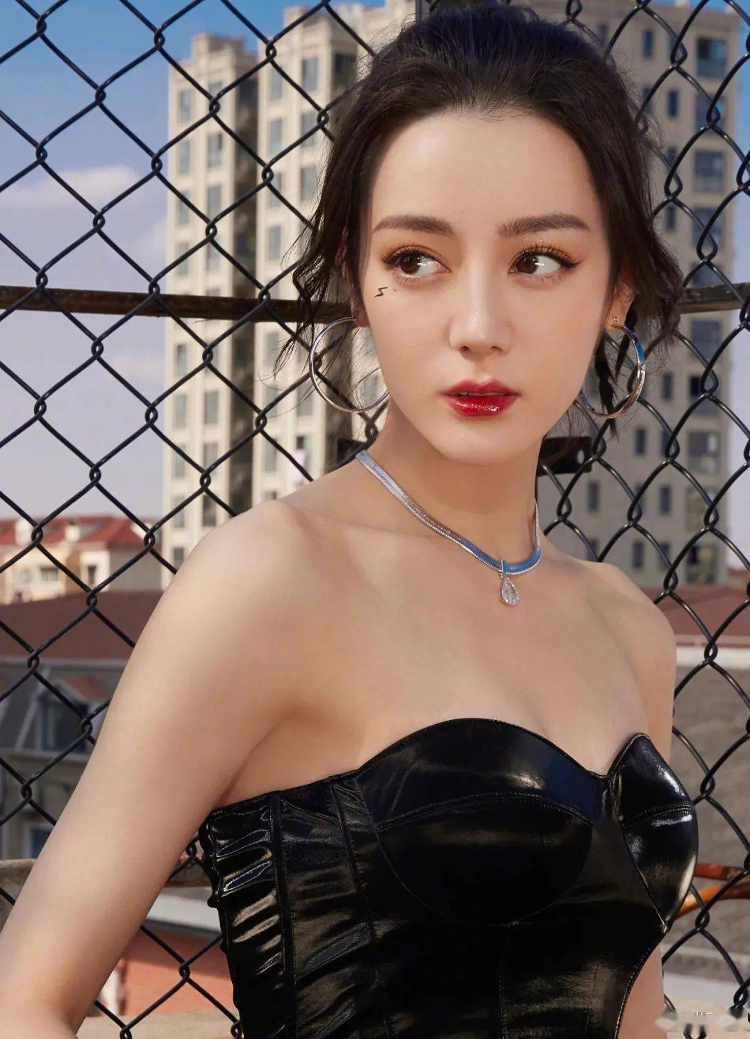 整体女明星们不费力就拥有的特别感，到底靠的是什么