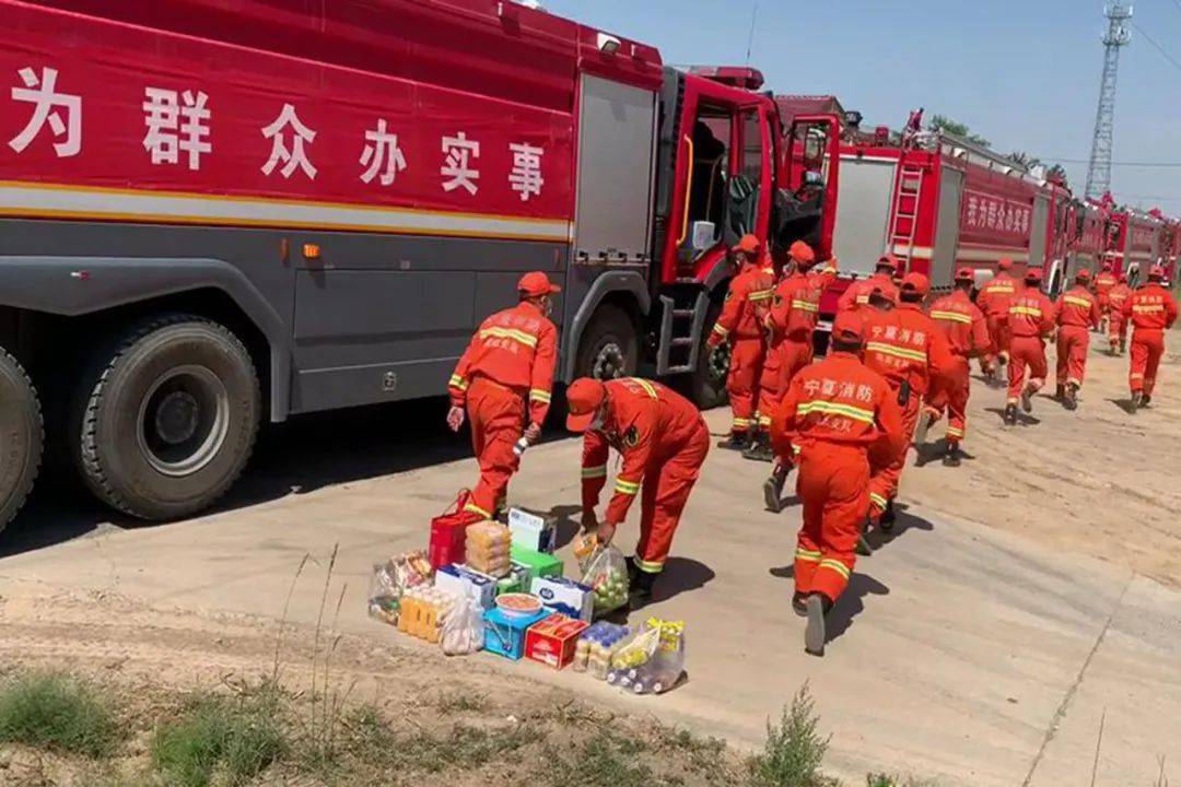 青铜峡大队周新宇作品:《青春正当时》04作者:青铜峡大队丁志强作品