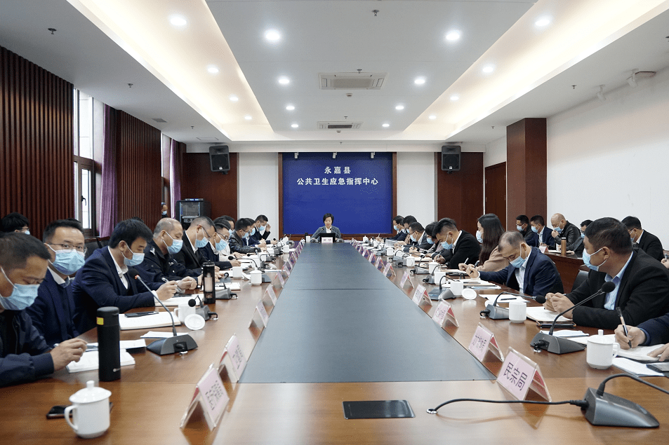 黄慧督查疫情防控工作并视频连线各地进行再动员再部署_部门_周旭丹