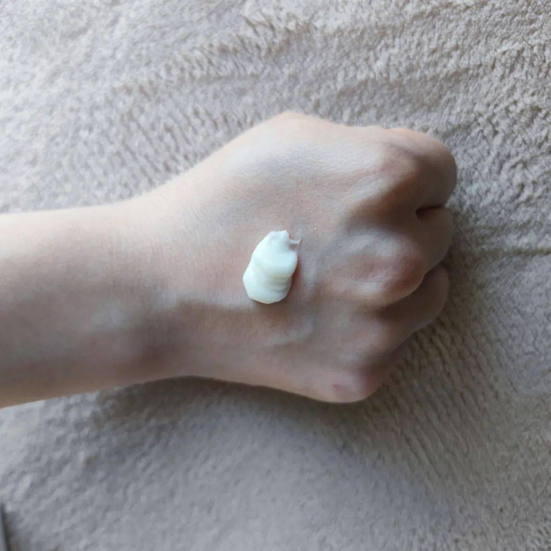 油性皮肤需要用身体乳吗(油性皮肤需要用身体乳吗知乎) 油性皮肤需要用身体乳吗(油性皮肤需要用身体乳吗知乎)