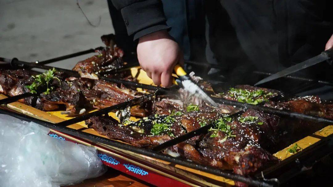 夜场|开板在即！汉中紫柏山国际滑雪场试运营，走，约起~