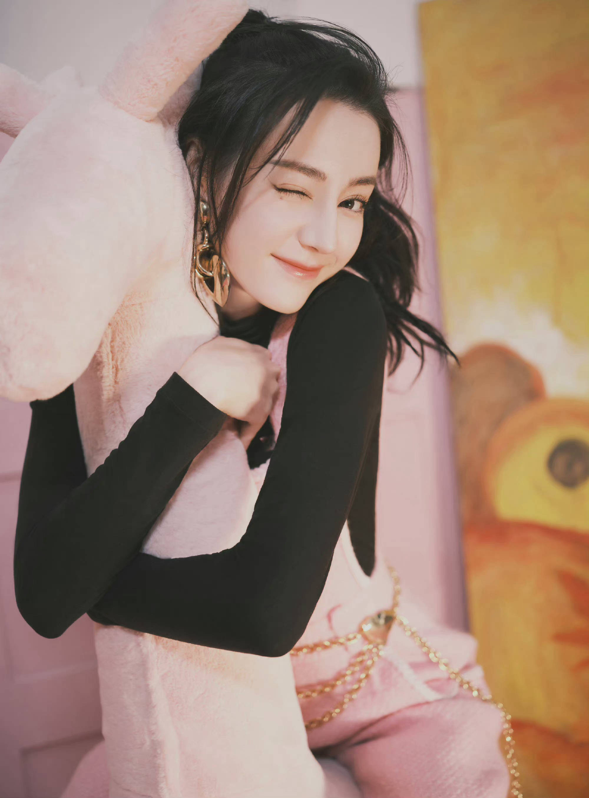 迪丽热巴今日直播造型图 粉嫩粉嫩的小迪……_@dear-_直播_迪丽热巴