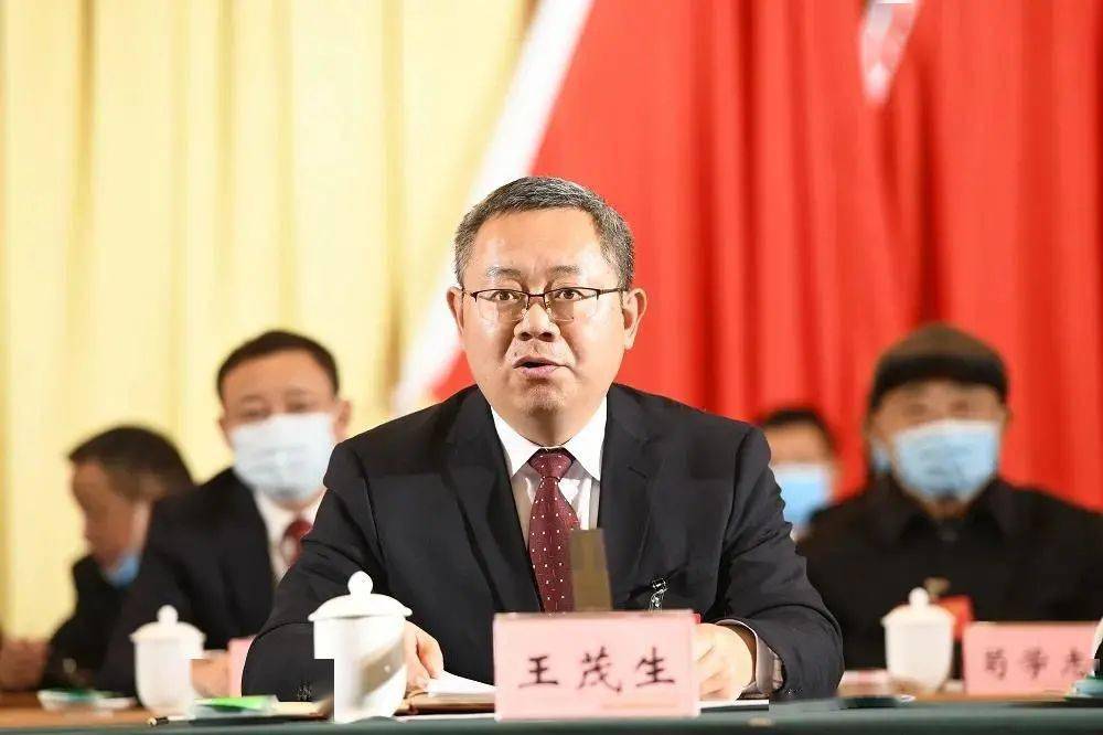 聚焦两会政协通江县第十一届委员会第一次会议胜利闭幕