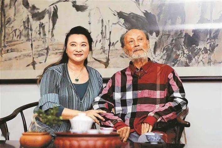 王子武的女儿王小燕曾透露说,父亲虽然一贯沉默是金,却对自己要求极高