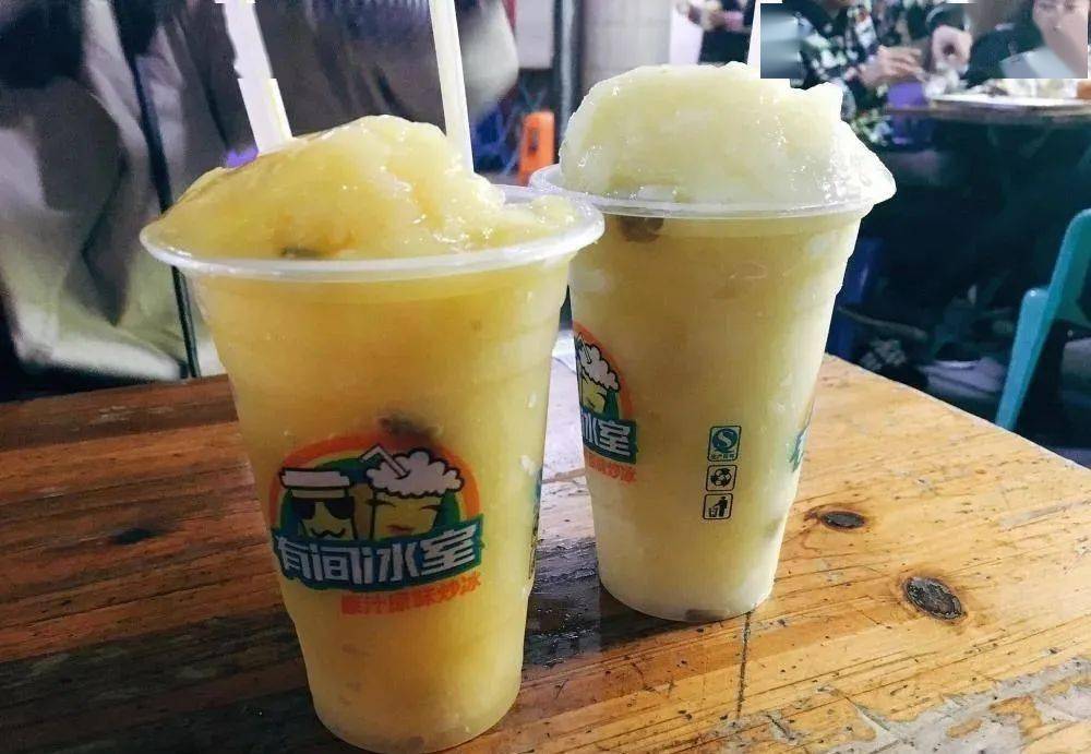 其他主打炒冰还有椰汁,芒果,哈密瓜,百香果等口味.