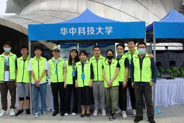 你以为的“师姐”，其实是博导……