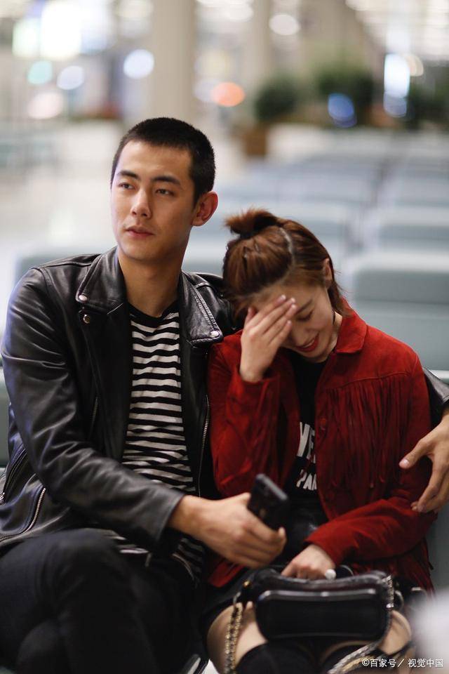 阚清子的前男友纪凌尘近期被曝光与新女友拍拖.