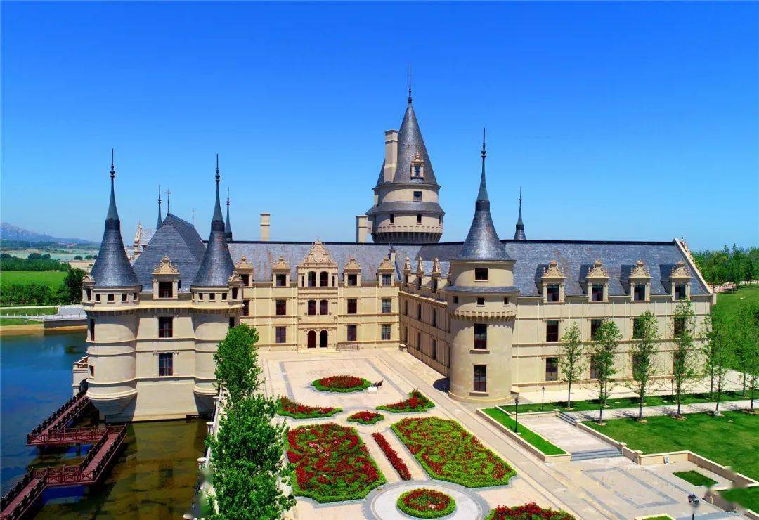 洛特|观烟台,看张裕①丨爱上葡萄酒,爱上张裕游