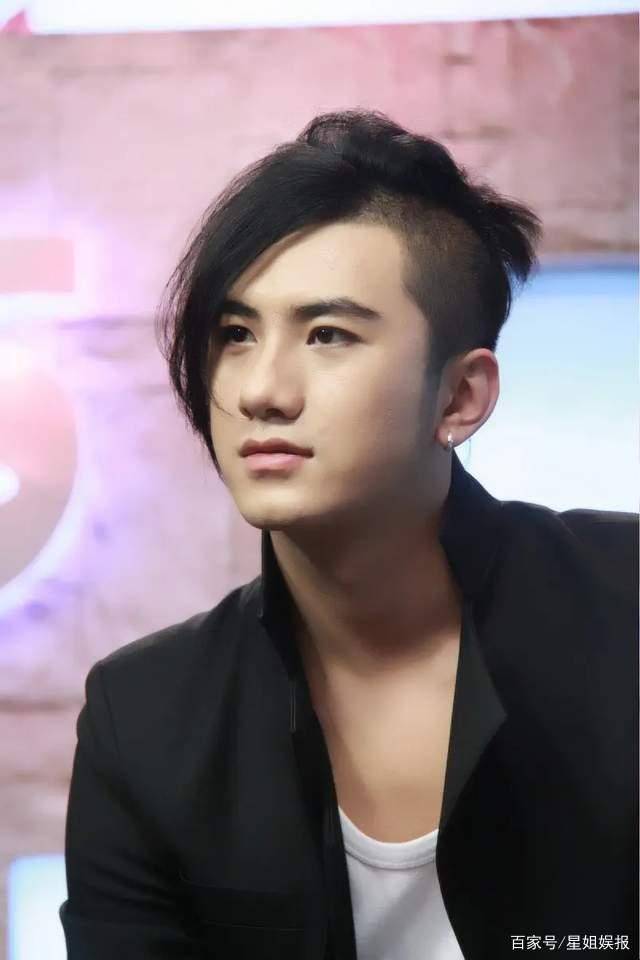 被金星认错的他,出道10年都没火,还是檀健次队友_肖顺尧_吴秀波_因为