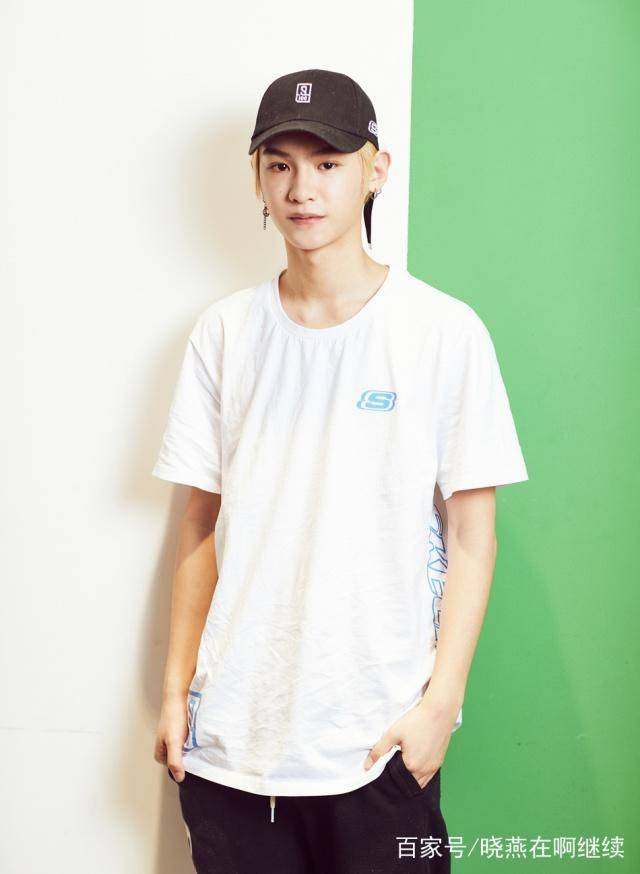 十五岁参加选秀节目,justin黄明昊,小小年纪有着超乎年龄的成熟