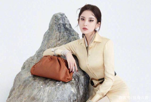 梅根福克斯离婚11年情史终结事业不同步成主因_梅甘福克斯