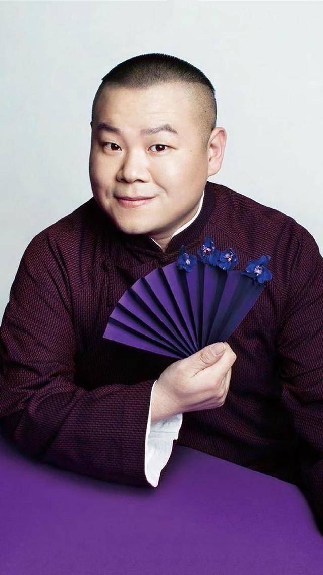 岳云鹏老婆发福比他还显胖板寸发型太亮眼3000万豪宅果然奢华