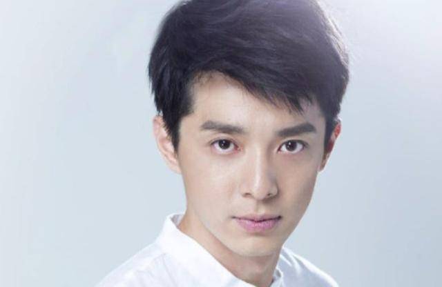 他撞脸"张伟",演技值得称赞,还演过欧阳克_刘智扬_灵魂_鬼魂