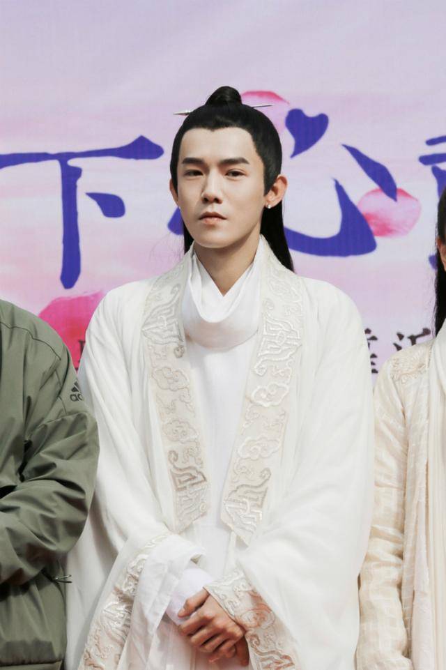 朱戬《糟糕,陛下心动了》开机 演绎腹黑皇帝的甜宠恋情_严锦_观众_剧