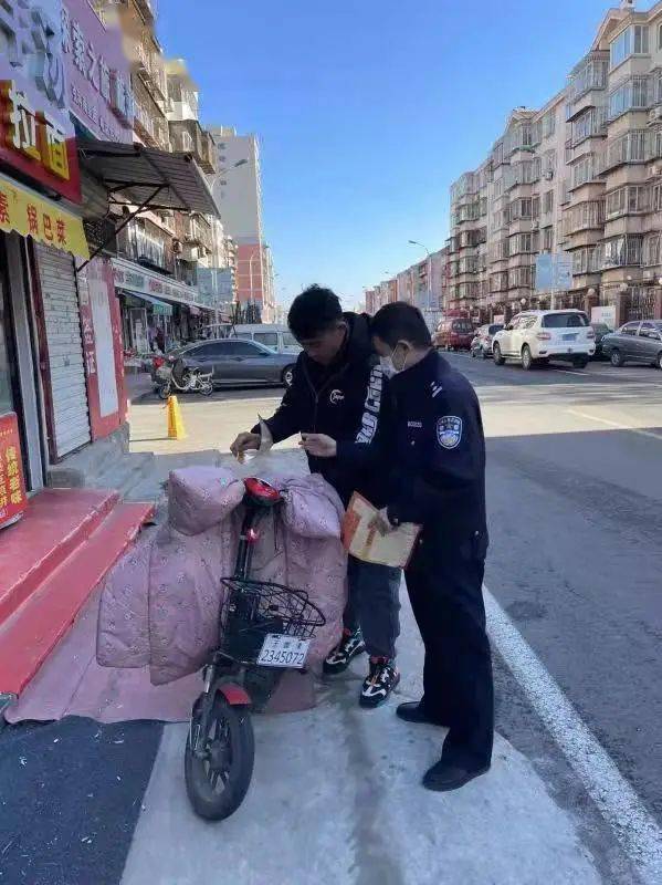 北仓派出所积极开展见义勇为五进宣传活动