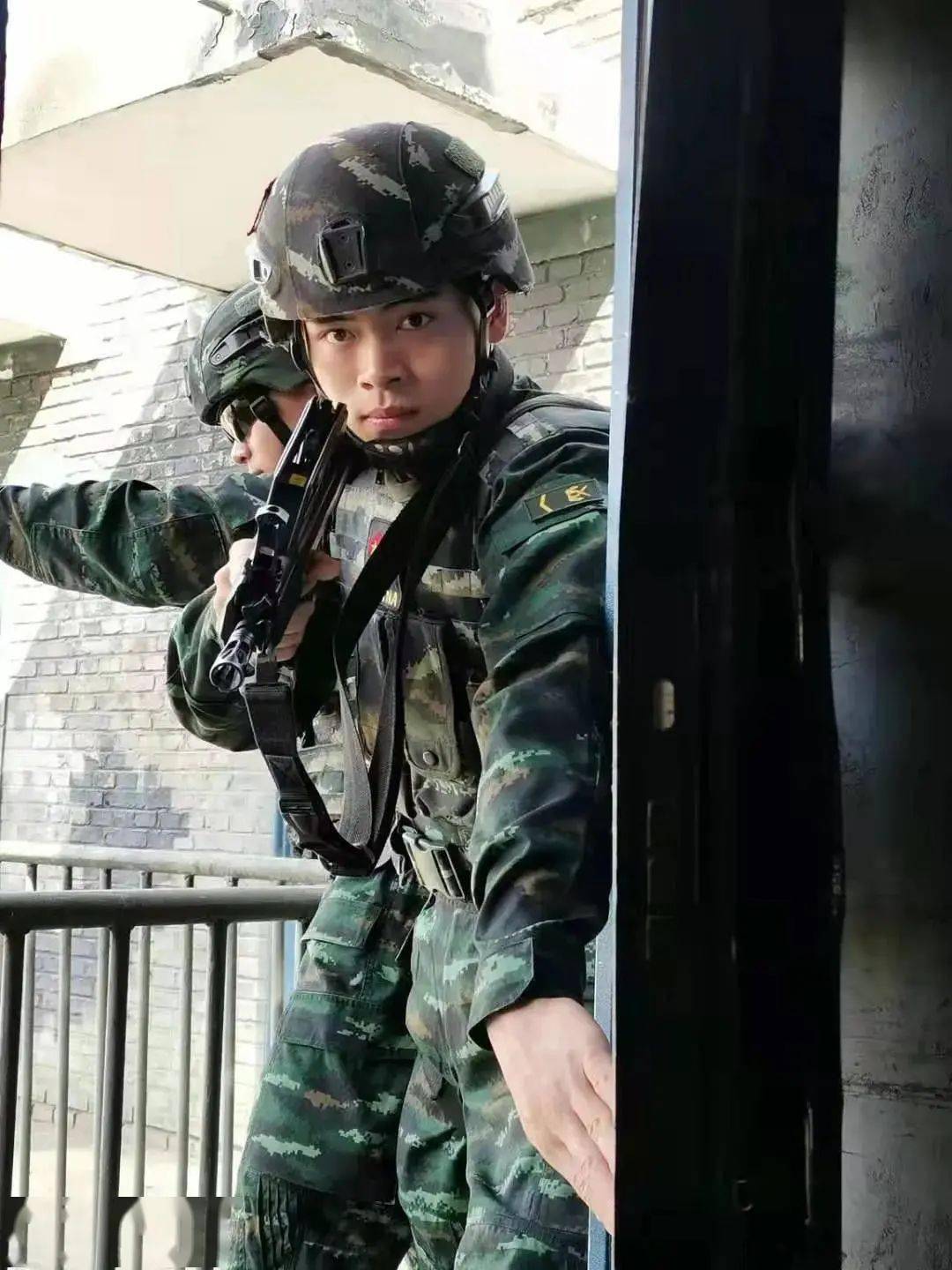 16名二等功臣,保送军校!_服役_三等功_极限