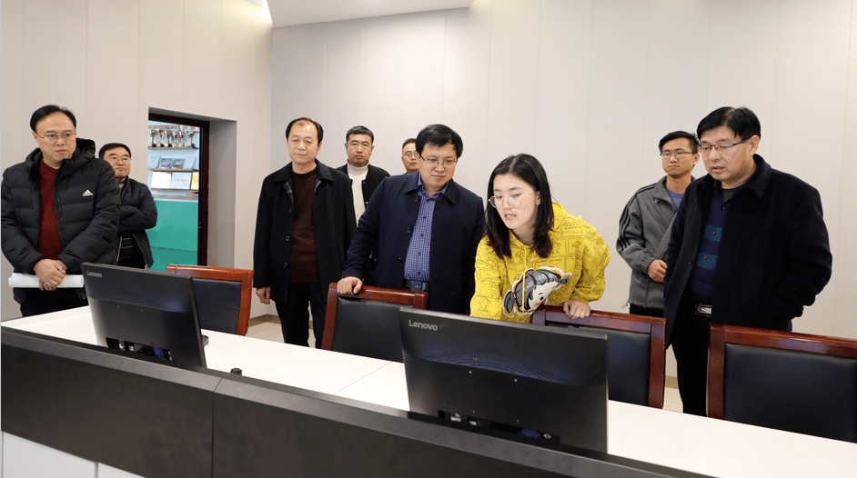 盐山县举行中直机关向职教中心助教捐赠仪式_潘佳庭_廖智洋_教育