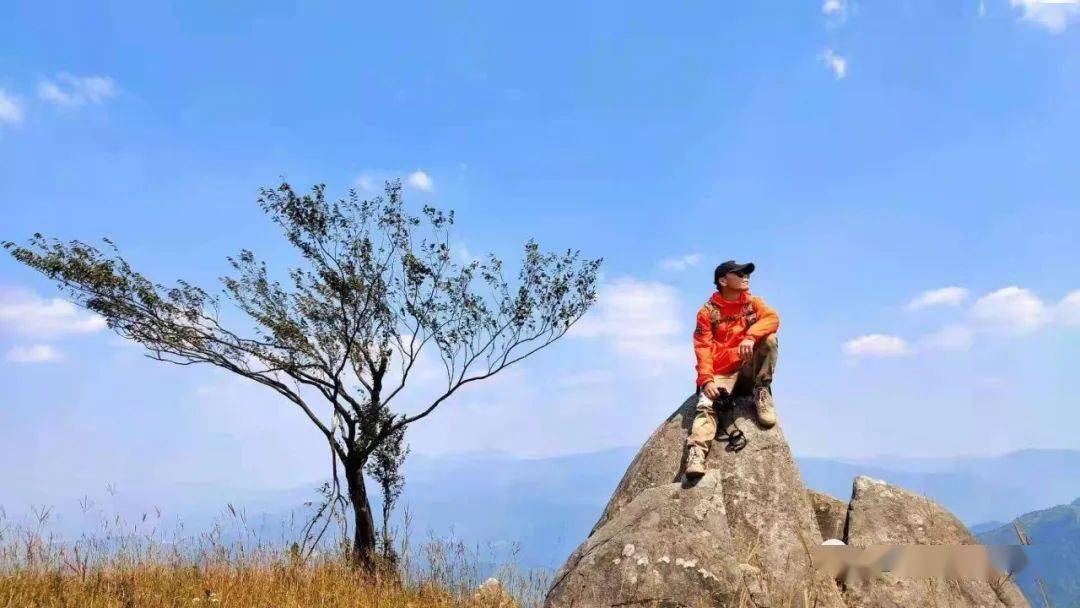 12月18日(周六)徒步穿越龙胜高石山,眺望延绵不绝高山草甸,三星强度