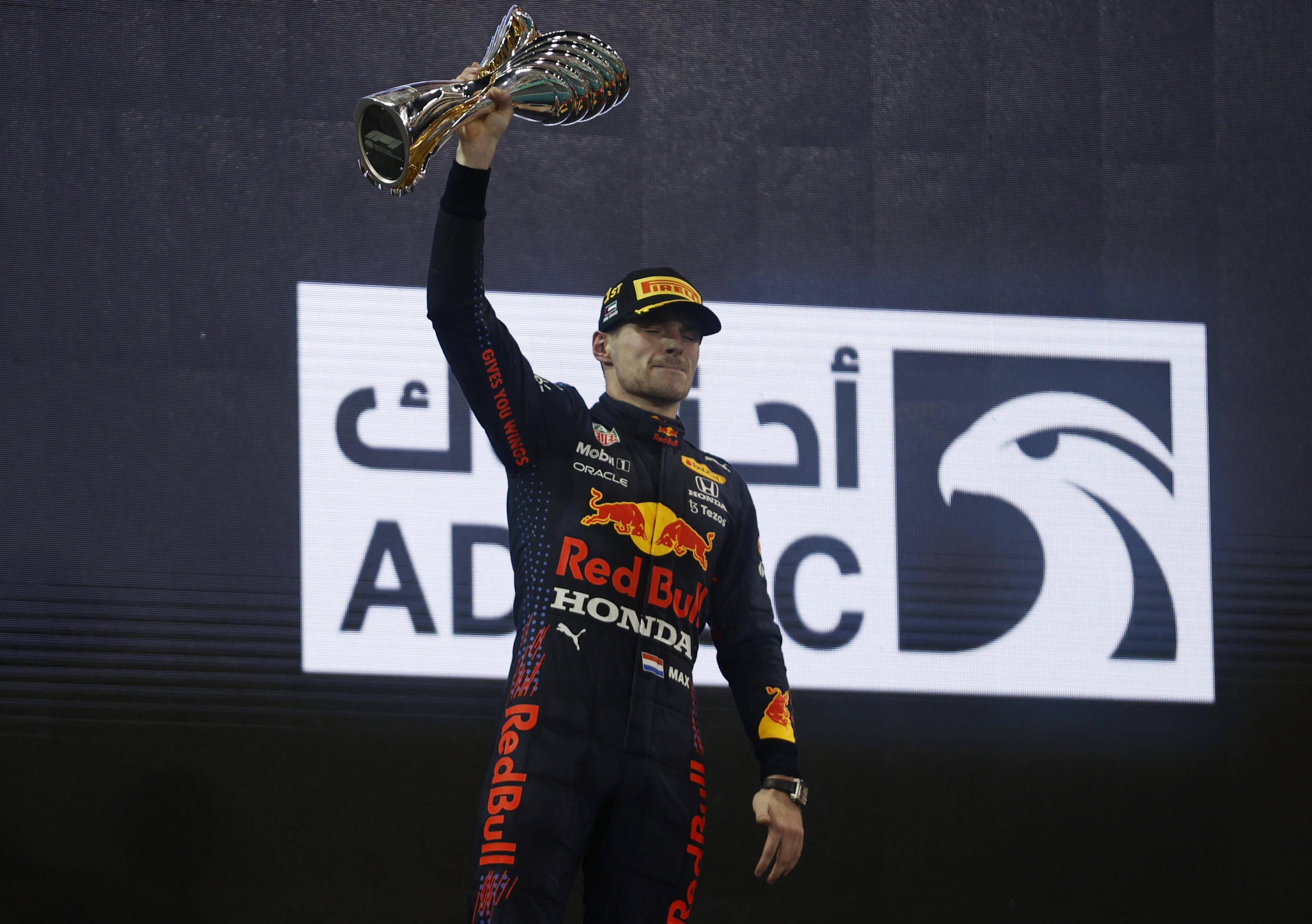 赛车维斯塔潘夺得f1年度总冠军