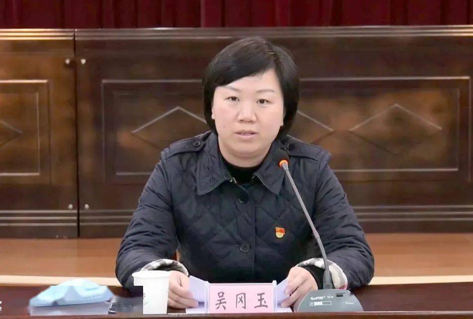 见面会吴冈玉以射阳县人大代表候选人身份与选民见面